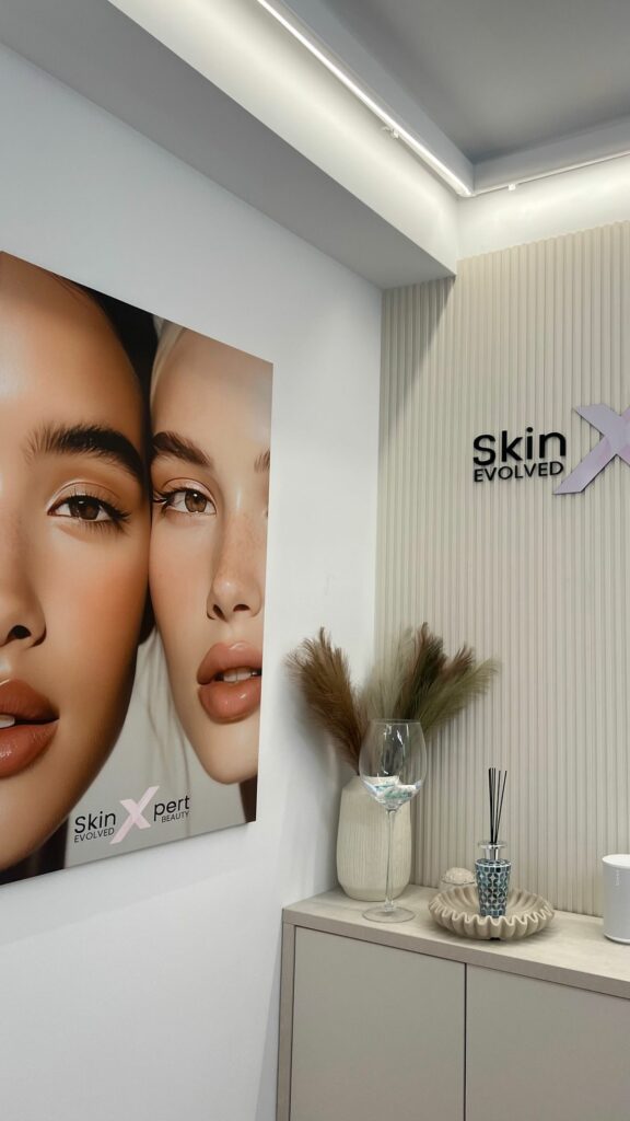 Saras Salon: Redefining Asian Elegance through Precision Beauty